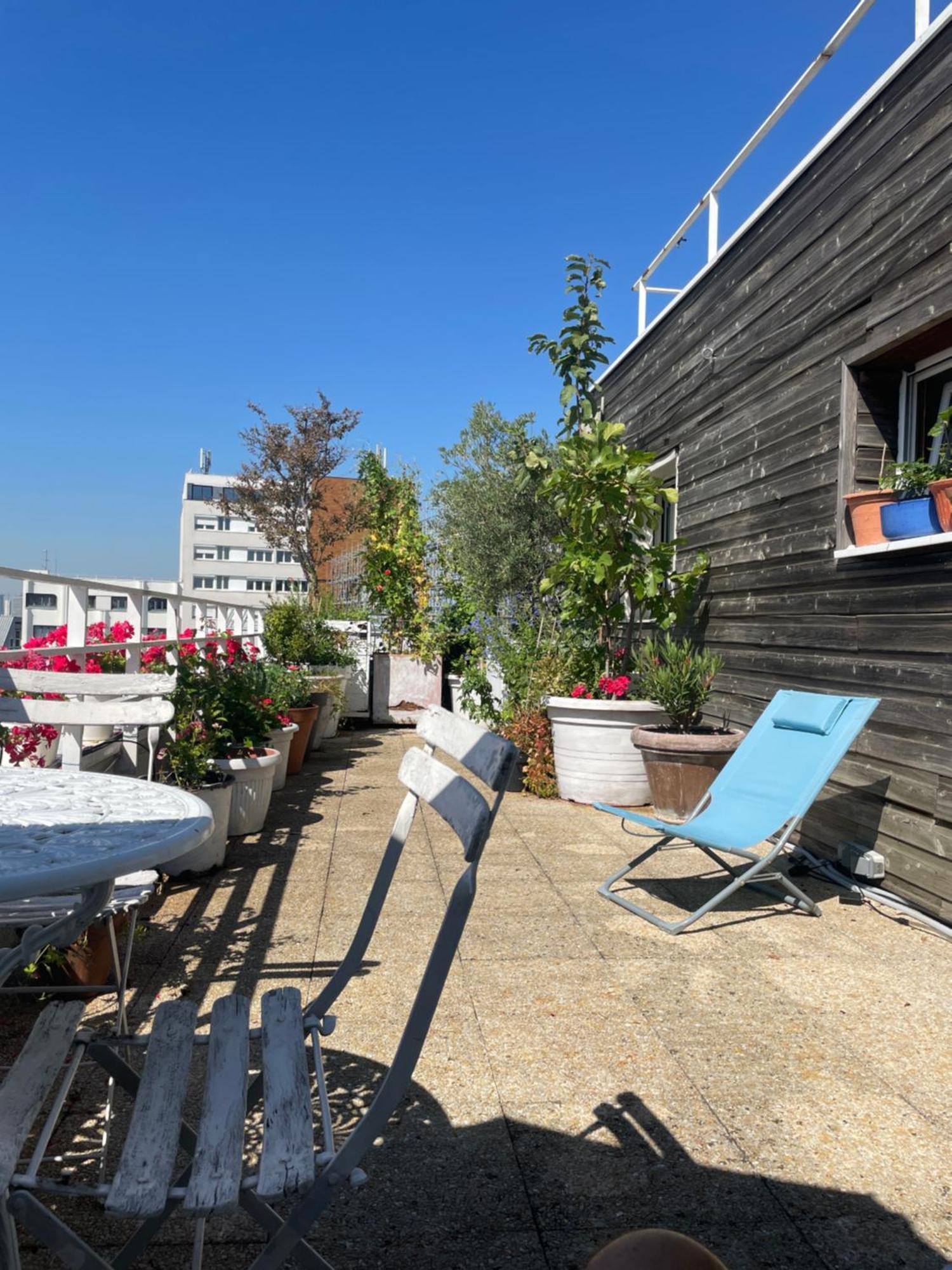 Appartement Trois Pieces Sur Parc De La Terrasse Et Vues *